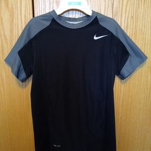 Nike tshirt